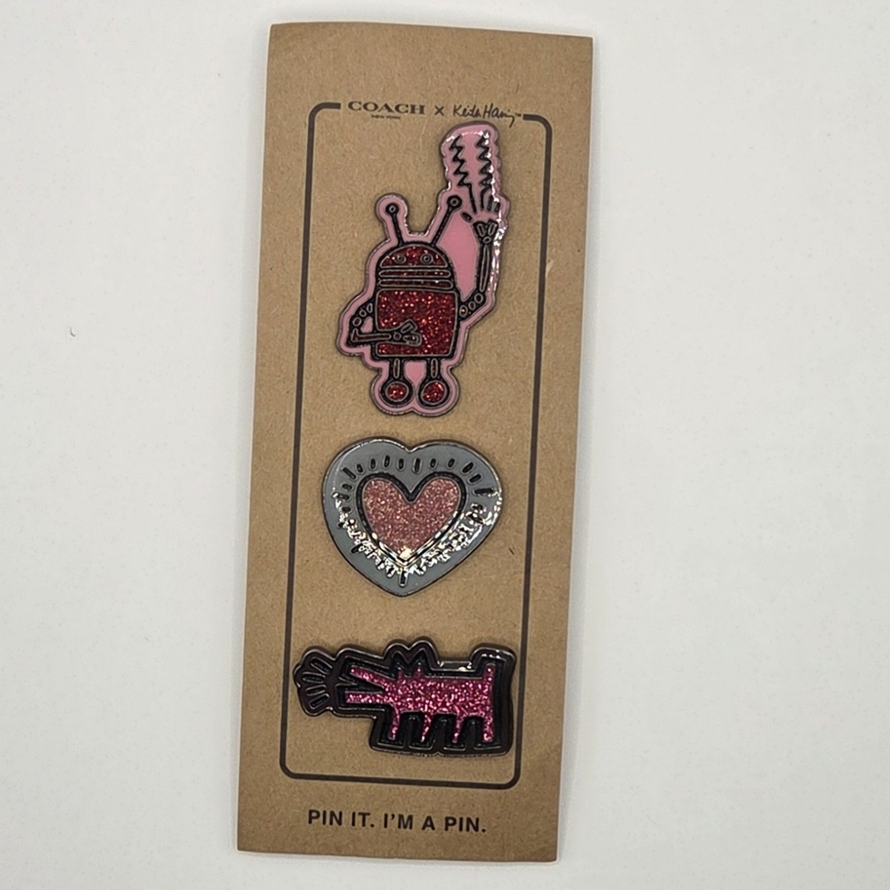 Coach x Keith Haring Pin Set Robot, Heart, Dog F67133